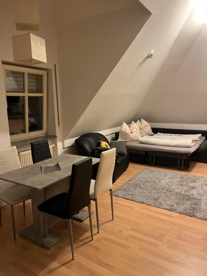 Zimmer Zum Vermieten Direkt An Der Donau Und Am Schloss 노이부르크 안 데어 도나우 외부 사진