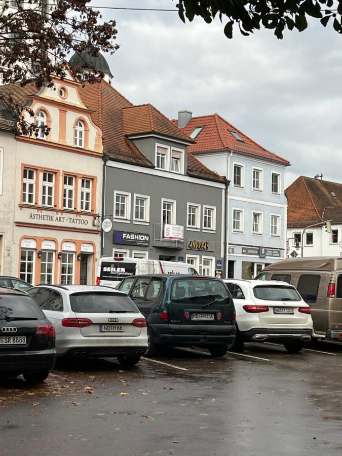 Zimmer Zum Vermieten Direkt An Der Donau Und Am Schloss 노이부르크 안 데어 도나우 외부 사진
